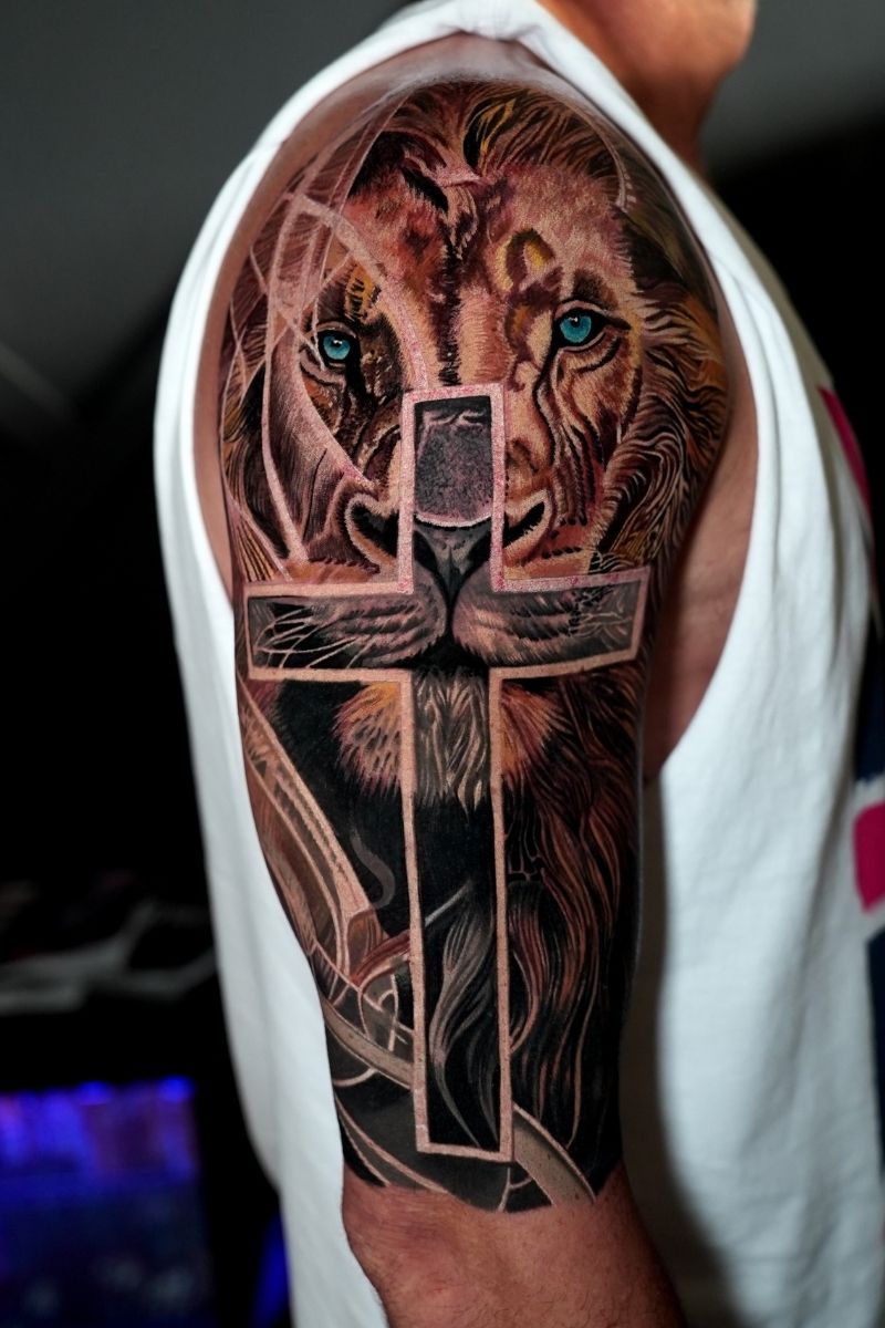 Lion Cross Kansas City